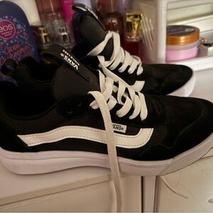 Vans Classic Black and White Low-Tops